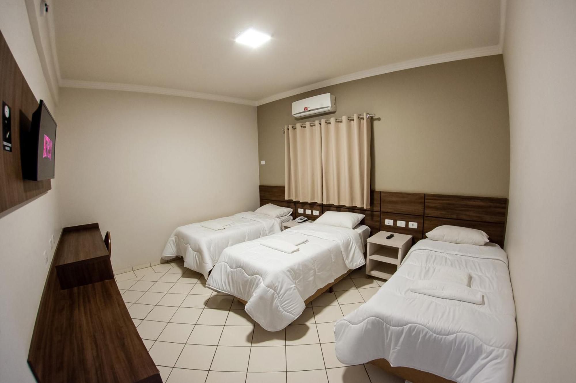 London Hotel لوندرينا الغرفة الصورة