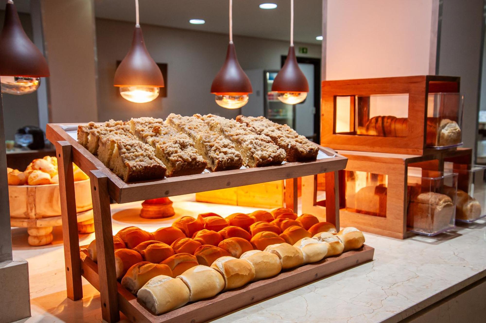 London Hotel لوندرينا المظهر الخارجي الصورة